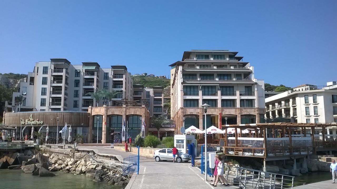 Marina City Aparthotel Balçık Dış mekan fotoğraf